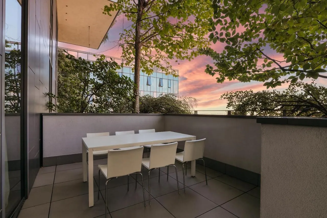 Apartment Luxury Suite In Bosco Verticale Milano Isola