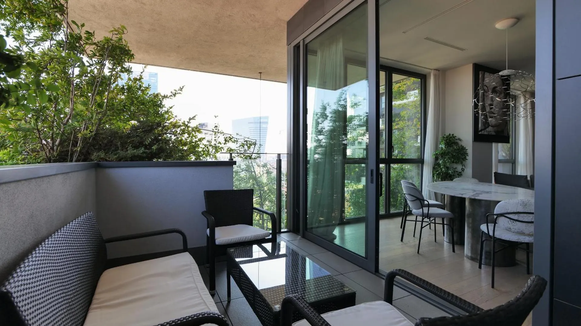 Apartment Luxury Suite In Bosco Verticale Milano Isola
