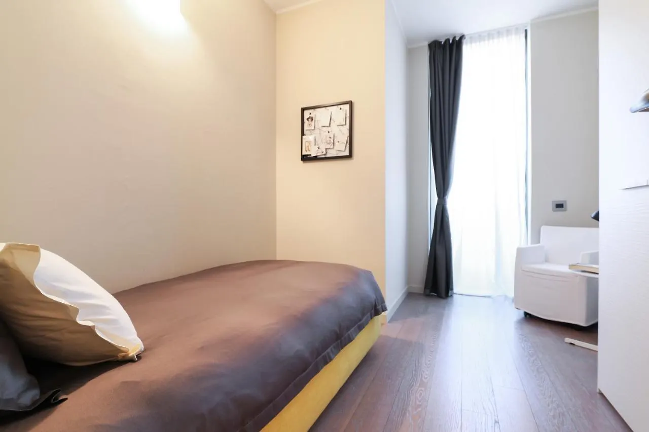 Luxury Suite In Bosco Verticale Milano Isola Italy