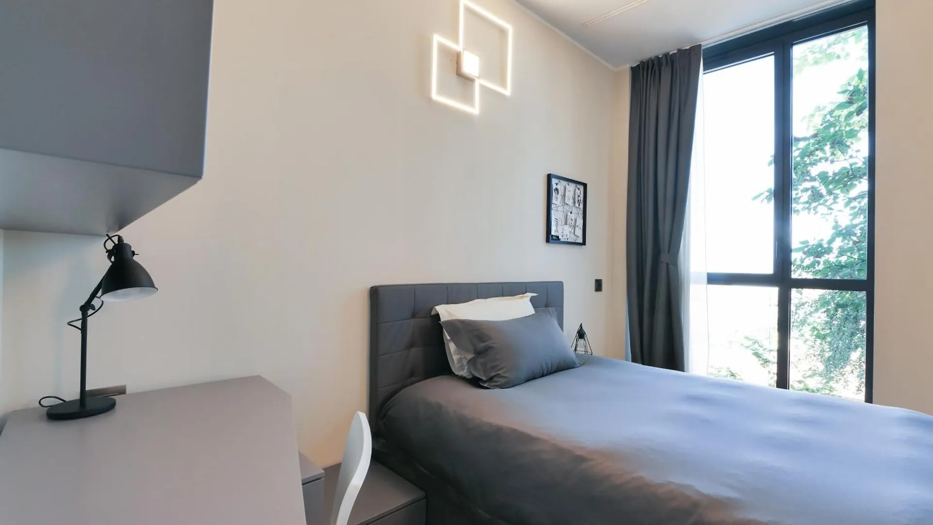 Apartment Luxury Suite In Bosco Verticale Milano Isola